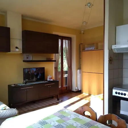 Casa Bellavista - Maggiore View And Garden Holiday home *