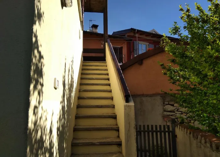 Casa Bellavista - Lake Maggiore View And Garden 바메노